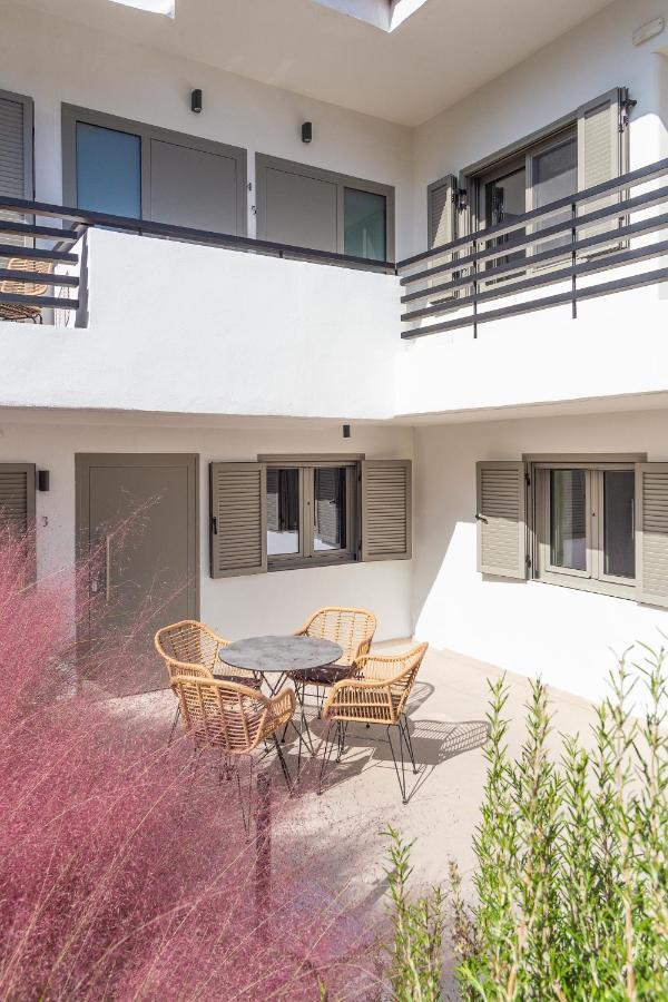 Araliki Suites Polychrono Exterior photo