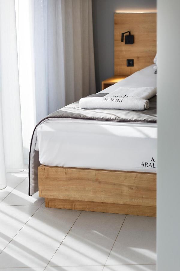 Araliki Suites Polychrono Exterior photo